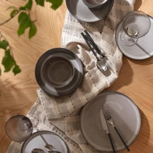 Depot Chemin De Table A Rayures