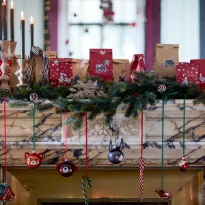 Depot Sacs En Papier^ Calendrier De L'Avent
